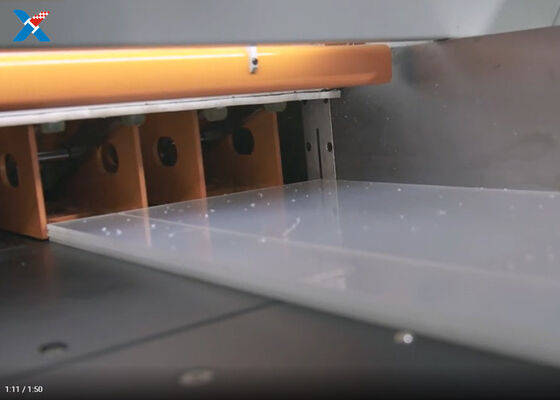 ইলেকট্রনিক কাটিয়া দড়ি দিয়ে 2 মিমি কাস্টম কাটা এক্রাইলিক শীট